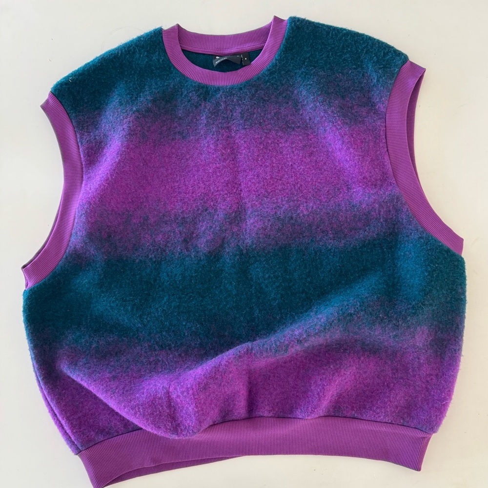 Nwot ASOS Purple and Blue Gradient Sweater Vest XL - Picture 7 of 7